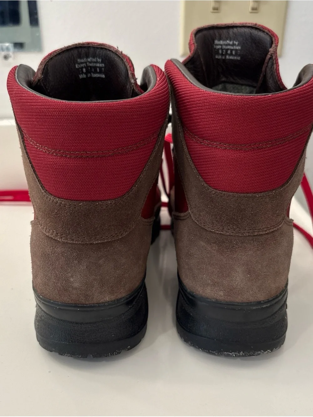 LL BEAN cresta 8000 men’s hiking boot goretex with vibram sole size 9